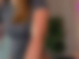Live cam show with RinaKlark - BBW on googirlz