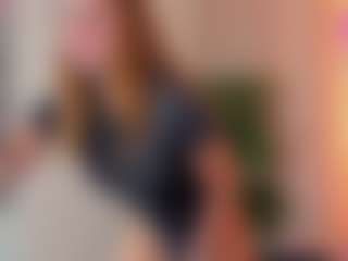 Live cam show with RinaKlark - Blonde Hair on StripNow