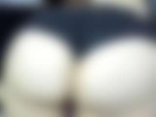 Live cam show with Alexaa Blumm - Gape on CamwithHer