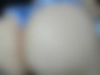 Live cam show with Alexaa Blumm - Ass Clapping on slutload