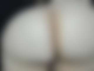 Live cam show with Alexaa Blumm - Ass Clapping on instabang