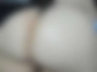Live cam show with Alexaa Blumm - BBW on milfzrlive.com