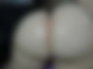 Live cam show with Alexaa Blumm - BBW on camwithhim.com