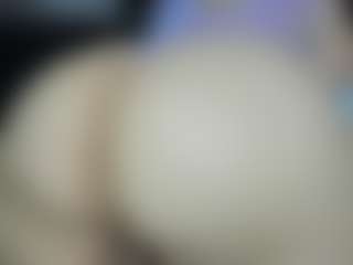 Live cam show with Alexaa Blumm - Anal Toys on xxxlivecams.org