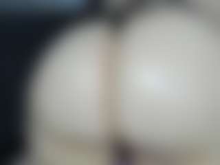 Live cam show with Alexaa Blumm - Natural on anonymated.com
