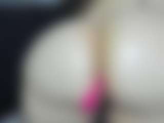 Alexaa Blumm's Live Sex Cam Show