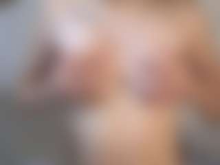 Live cam show with alise - Smoking on CamClone