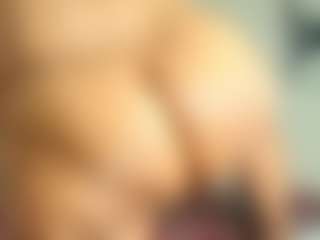 Jade-Roxx's Live Sex Cam Show