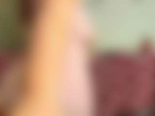 Live cam show with Jade-Roxx - Ass Clapping on Mixed Magazine Live