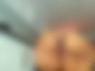 Jade-Roxx's Live Sex Cam Show