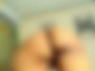 Live cam show with Jade-Roxx - Control on Streamer API