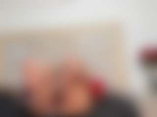 Jade-Roxx's Live Sex Cam Show