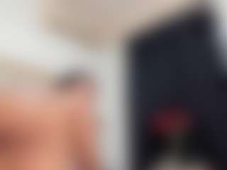 Jade-Roxx's Live Sex Cam Show
