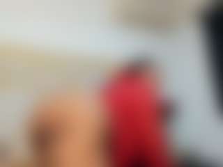 Live cam show with Jade-Roxx - Brown Hair MILF on instabang