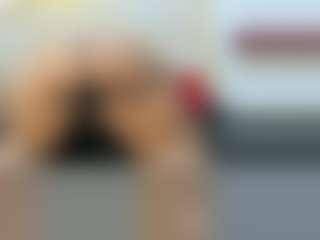 Jade-Roxx's Live Sex Cam Show