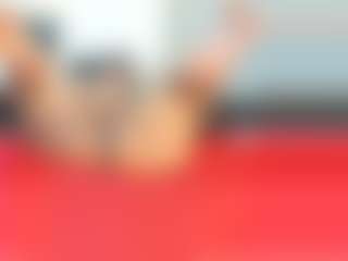 Live cam show with Jade-Roxx - Ebony College on Camsoda | colombia