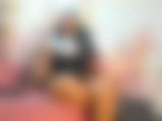 Live cam show with Jade-Roxx - Fetish Brown Hair on Dolls Live