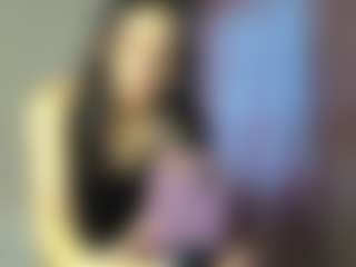 Live cam show with Lesyalis - Solo on Camsoda