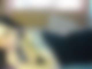 Live cam show with Lesyalis - Moaning on fuklive.com
