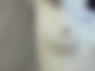 Live cam show with Lesyalis - Small Tits on AdultVida.com