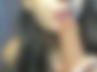 Live cam show with Lesyalis - Smoking on SpankPalCams