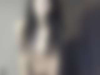 Live cam show with Lesyalis - Solo on madthumbs