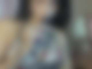 Live cam show with Lesyalis - Blondie on madthumbs
