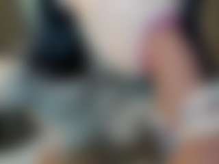 Live cam show with Lesyalis - Full Nudity on Cam Slut