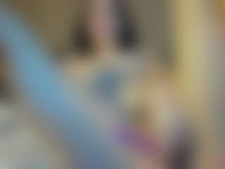 Live cam show with Lesyalis - Small Tits on Camsoda