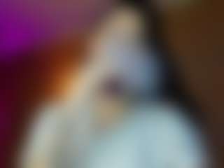 Live cam show with Lesyalis - Smoking on studioflirtlive.com