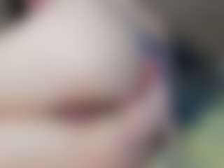 Lesyalis's Live Sex Cam Show
