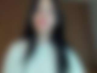 Live cam show with Lesyalis - Cute on CamClone