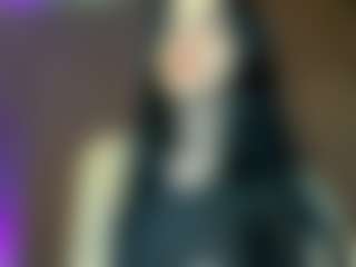Live cam show with Lesyalis - Blondie on LiveSexCams6