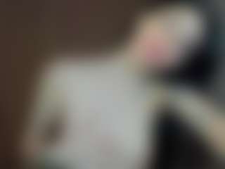 Live cam show with Lesyalis - Lush on CamClone
