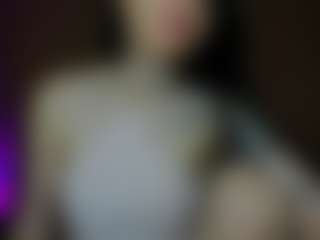 Live cam show with Lesyalis - Control on Streamer API