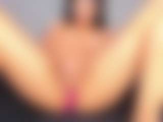 Live cam show with Linda-Cooper - College on Camsoda Late Night