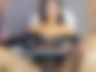 Live cam show with Linda-Cooper - Moaning on SquirtSoMuch