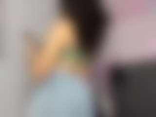 scarletcherry18's Live Sex Cam Show