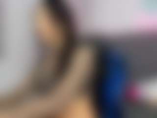 scarletcherry18's Live Sex Cam Show