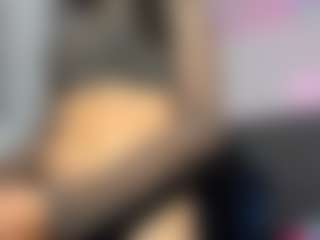 scarletcherry18's Live Sex Cam Show