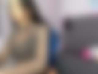 scarletcherry18's Live Sex Cam Show