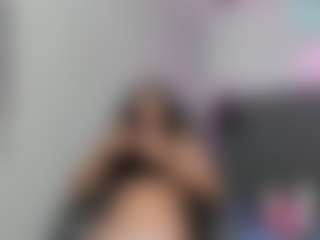scarletcherry18's Live Sex Cam Show