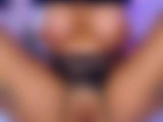 Live cam show with SellenaBee - Pov on Camsoda