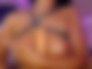 SellenaBee's Live Sex Cam Show