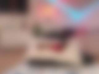 SellenaBee's Live Sex Cam Show