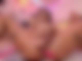 SellenaBee's Live Sex Cam Show