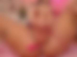 Live cam show with SellenaBee - Smoking on Camsoda