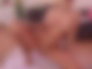 SellenaBee's Live Sex Cam Show