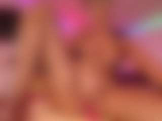 Live cam show with SellenaBee - Bedroom Latina on Camsoda