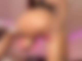 SellenaBee's Live Sex Cam Show
